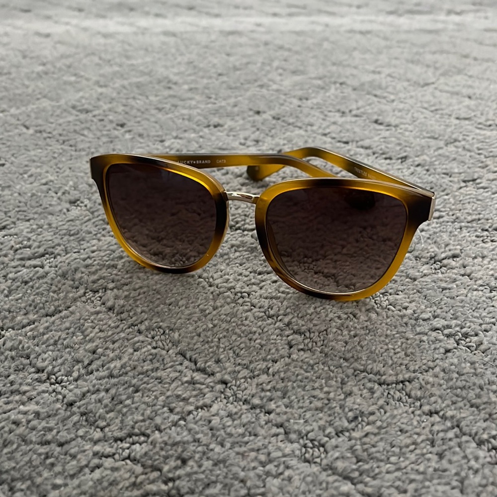 Lucky Brand sunglasses